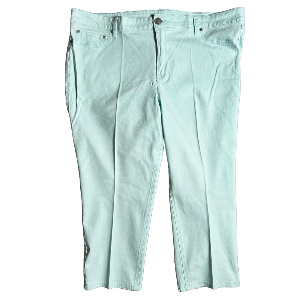 New Directions Women’s Pastel Blue Size 20W Crop Pants‎